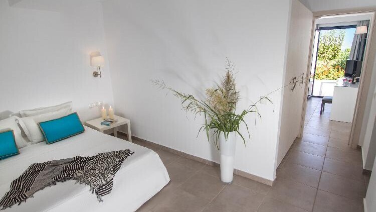 Peninsula Resort & Spa